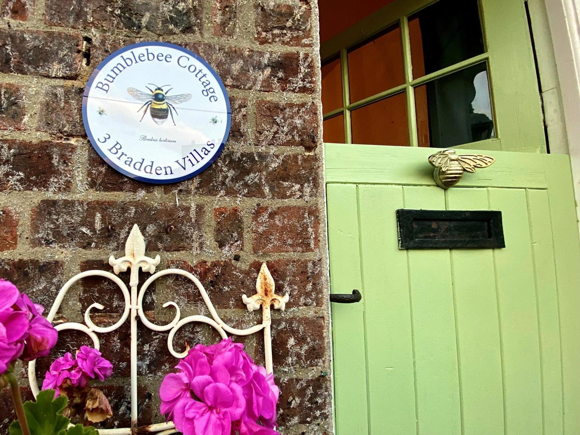 Bumblebee Cottage - Cosy Cottage In Area Of Outstanding Natural Beauty Hemel Hempstead Zewnętrze zdjęcie