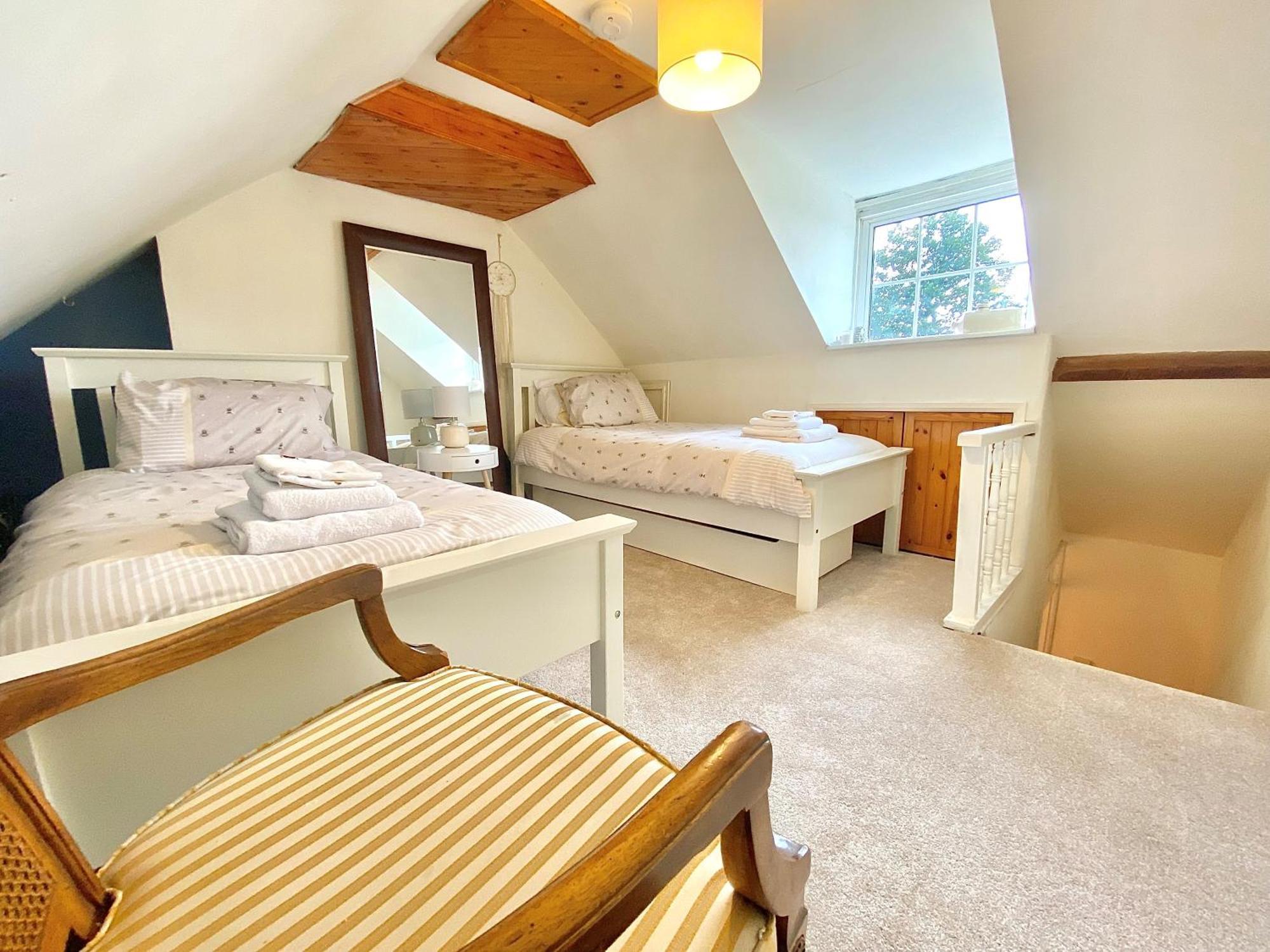 Bumblebee Cottage - Cosy Cottage In Area Of Outstanding Natural Beauty Hemel Hempstead Zewnętrze zdjęcie